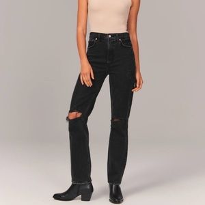 Abercrombie The 90’s Straight Ultra High Rise Black Jeans 27 | 4 Short